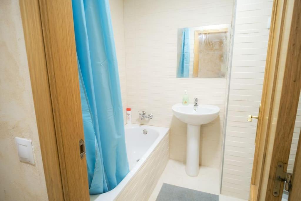 Piso Acogedor En Madrid Centro Apartamento Exterior foto